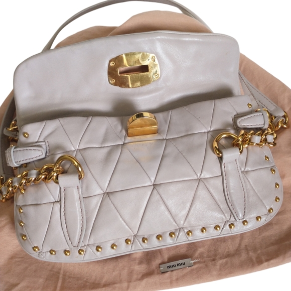 💥Offers Welcome💥 💯 Authentic MIU MIU(Made in Italy) Chain Flap Shoulder Bag - Picture 8 of 15